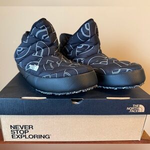 The North Face Men’s Black Thermoball Traction Bootie Slip-Ons Size 10